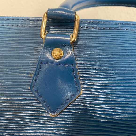 Louis Vuitton EPI Speedy 30 Toledo Blue - Picture 3 of 16